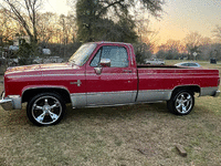 Image 2 of 11 of a 1987 CHEVROLET R10