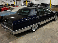Image 4 of 17 of a 1994 CADILLAC FLEETWOOD BROUGHAM