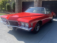 Image 1 of 37 of a 1971 BUICK RIVIERA