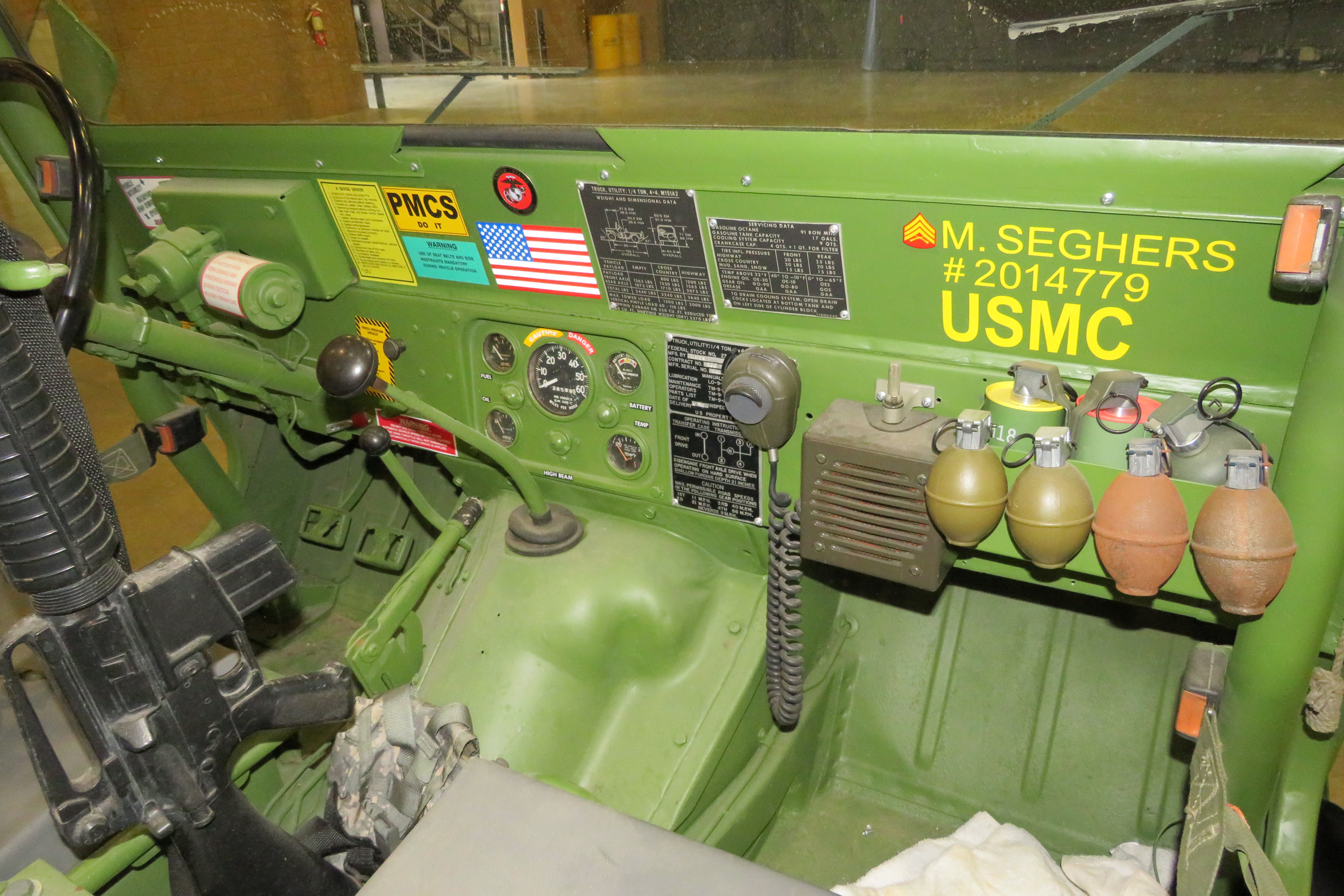 10th Image of a 1985 AMGV USMC