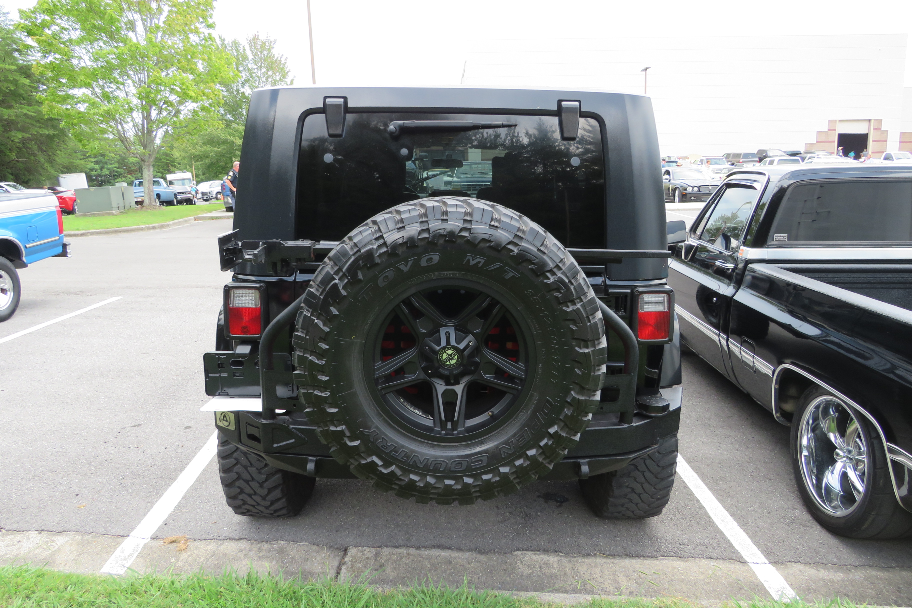 13th Image of a 2010 JEEP WRANGLER UNLIMITED