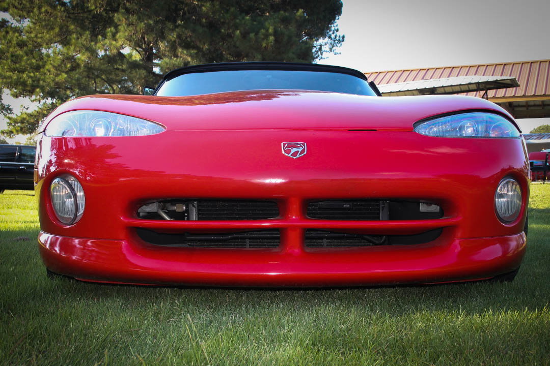 2nd Image of a 1993 DODGE VIPER RT/10