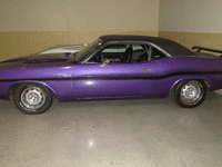 Image 10 of 29 of a 1970 DODGE CHALLENGER