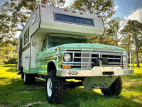 Image 2 of 11 of a 1971 FORD F350 CAMPER