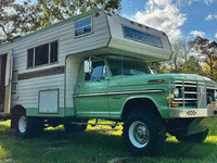 Image 4 of 11 of a 1971 FORD F350 CAMPER