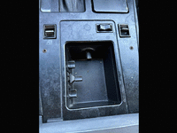 Image 13 of 15 of a 1984 CHEVROLET CORVETTE