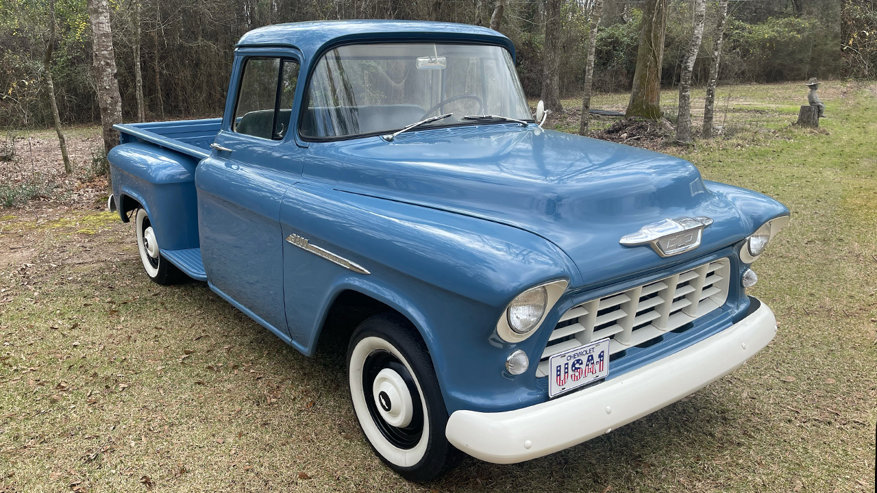 5th Image of a 1955 CHEVROLET 3200