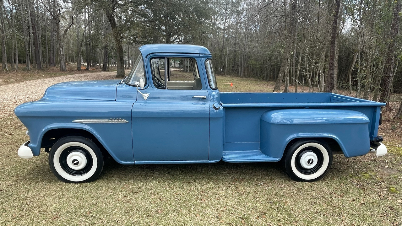 7th Image of a 1955 CHEVROLET 3200
