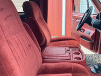 Image 16 of 28 of a 1987 FORD BRONCO XLT