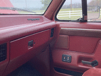 Image 20 of 28 of a 1987 FORD BRONCO XLT