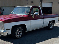 Image 2 of 10 of a 1982 CHEVROLET C10