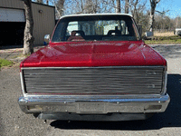 Image 4 of 10 of a 1982 CHEVROLET C10