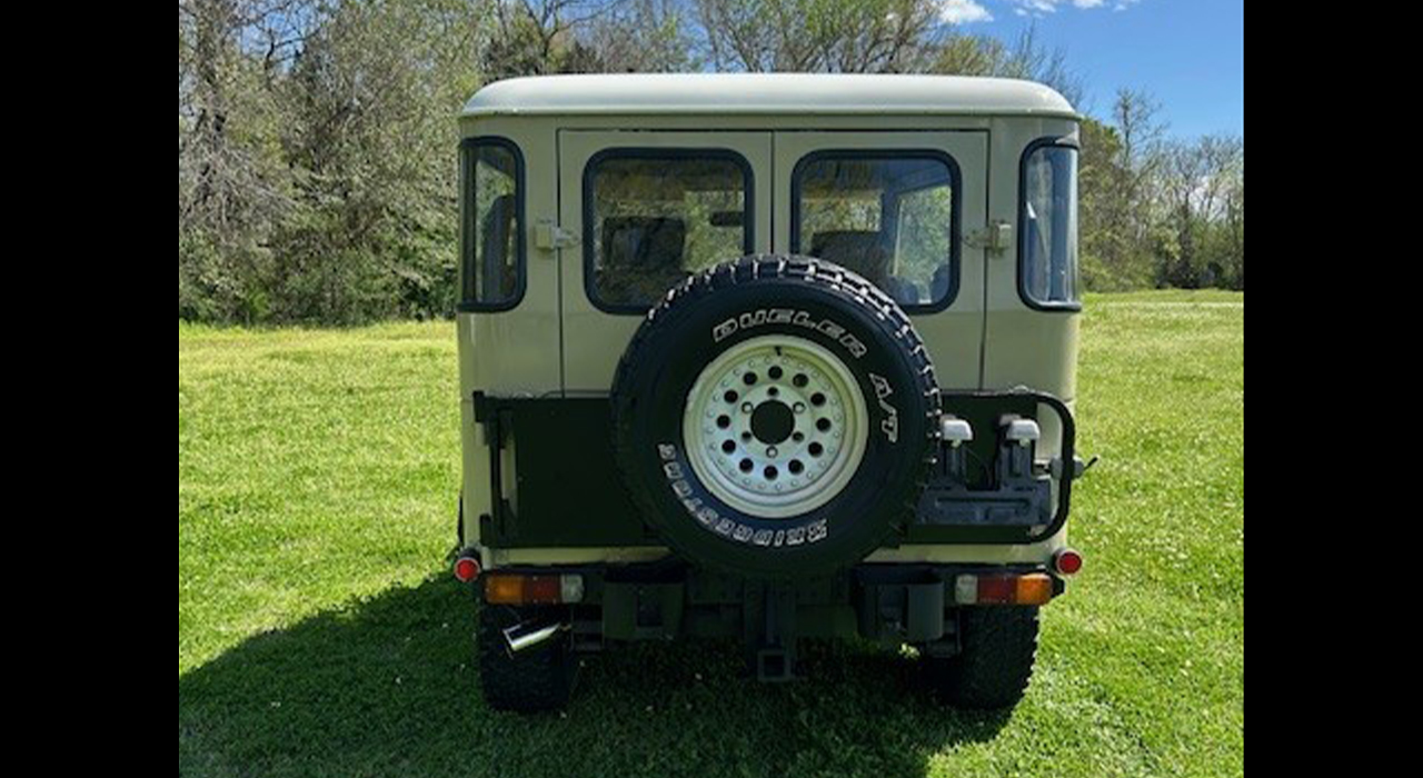 3rd Image of a 1976 TOYOTA LAND CRUISER