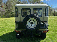 Image 4 of 8 of a 1976 TOYOTA LAND CRUISER