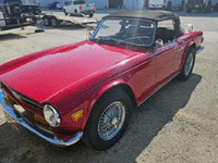 Image 3 of 20 of a 1972 TRIUMPH TR6