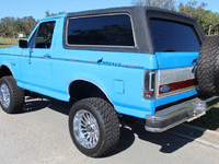 Image 3 of 18 of a 1990 FORD BRONCO XLT