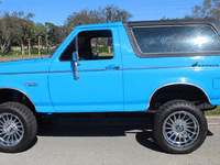 Image 5 of 18 of a 1990 FORD BRONCO XLT