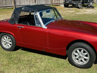 Image 2 of 16 of a 1967 AUSTIN HEALEY SPRITE MKII