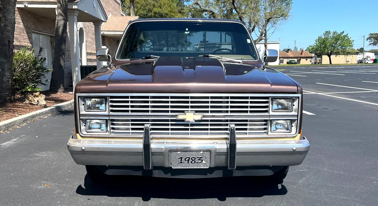 6th Image of a 1983 CHEVROLET C10