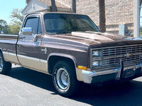 Image 2 of 21 of a 1983 CHEVROLET C10