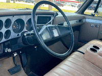 Image 12 of 21 of a 1983 CHEVROLET C10