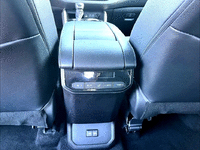 Image 16 of 29 of a 2022 TOYOTA HIGHLANDER XLE