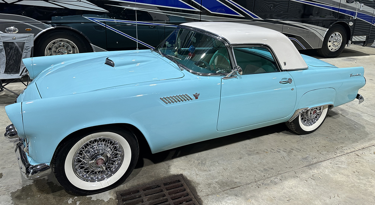 2nd Image of a 1955 FORD THUNDERBIRD