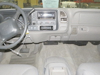 Image 9 of 12 of a 1999 CHEVROLET TAHOE LT