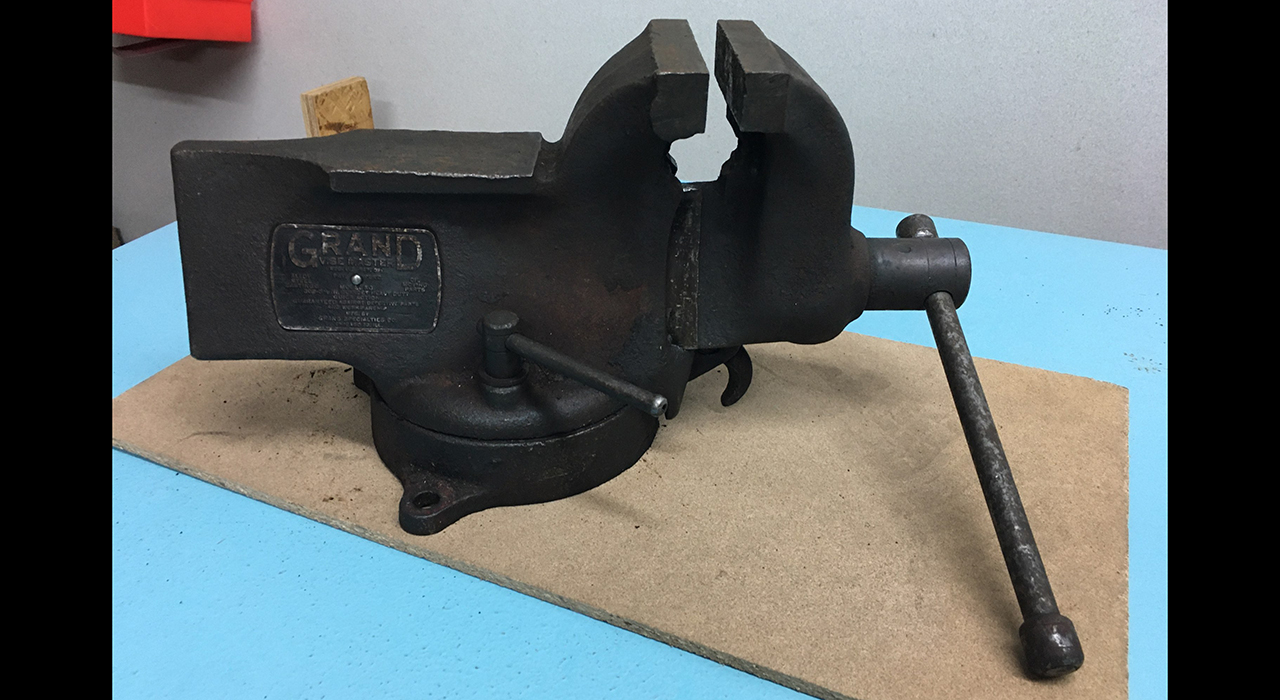 0th Image of a N/A GRAND VISE MASTER VISE/ ANVIL