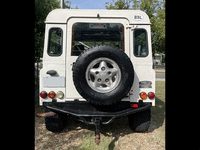 Image 4 of 8 of a 1997 LAND ROVER DEFENDER 90