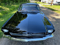 Image 7 of 13 of a 1965 FORD MUSTANG