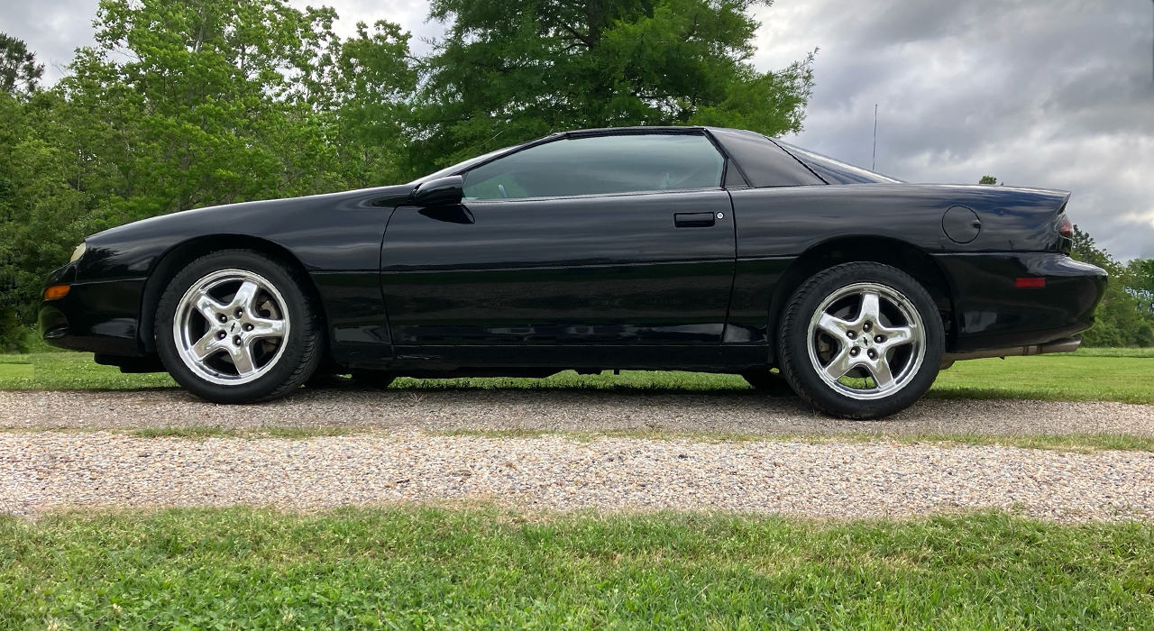 2nd Image of a 2001 CHEVROLET CAMARO Z28