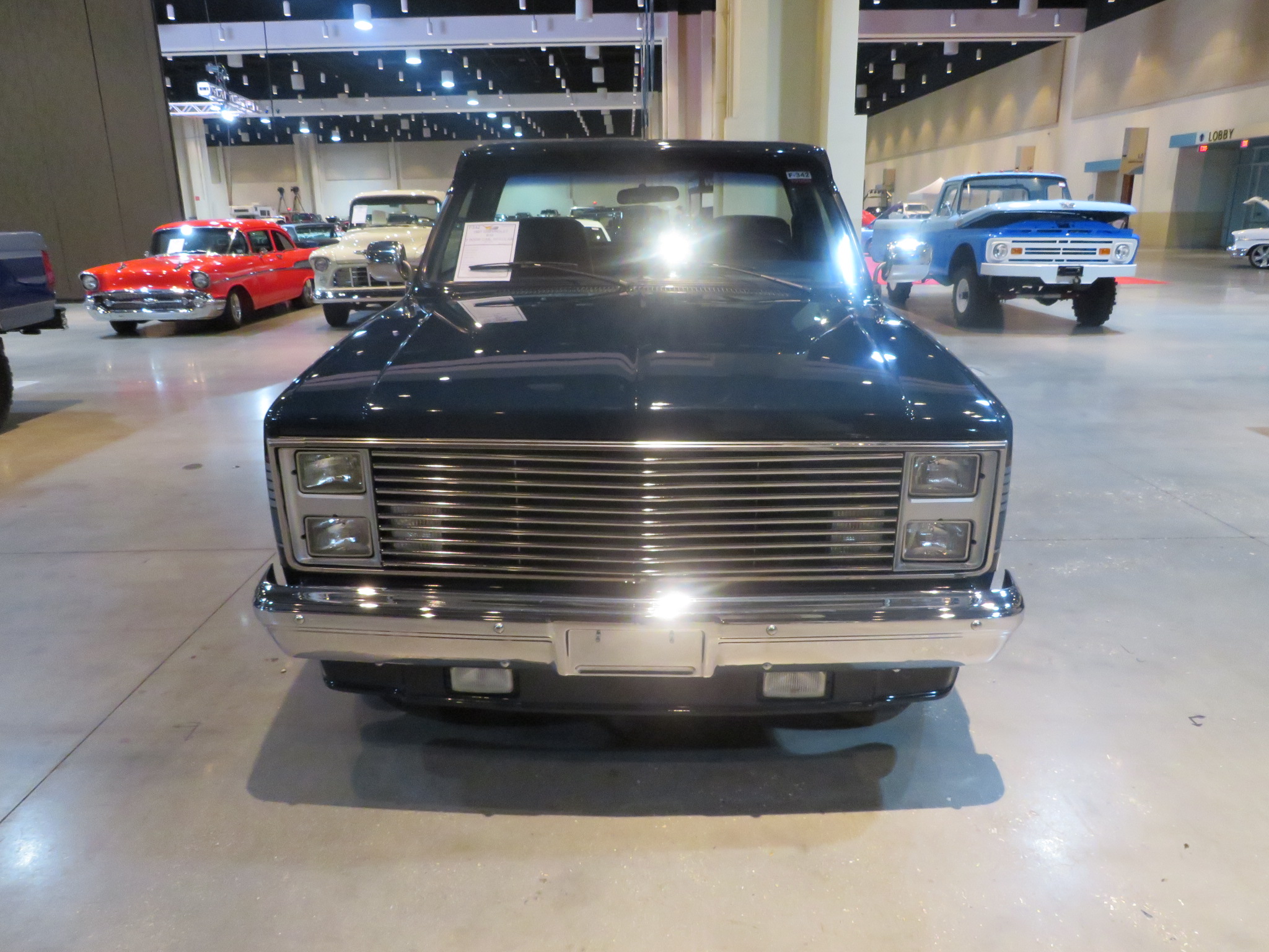 3rd Image of a 1987 CHEVROLET R10