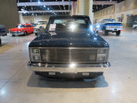 Image 4 of 12 of a 1987 CHEVROLET R10