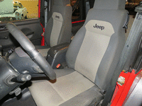 Image 7 of 14 of a 2004 JEEP WRANGLER X