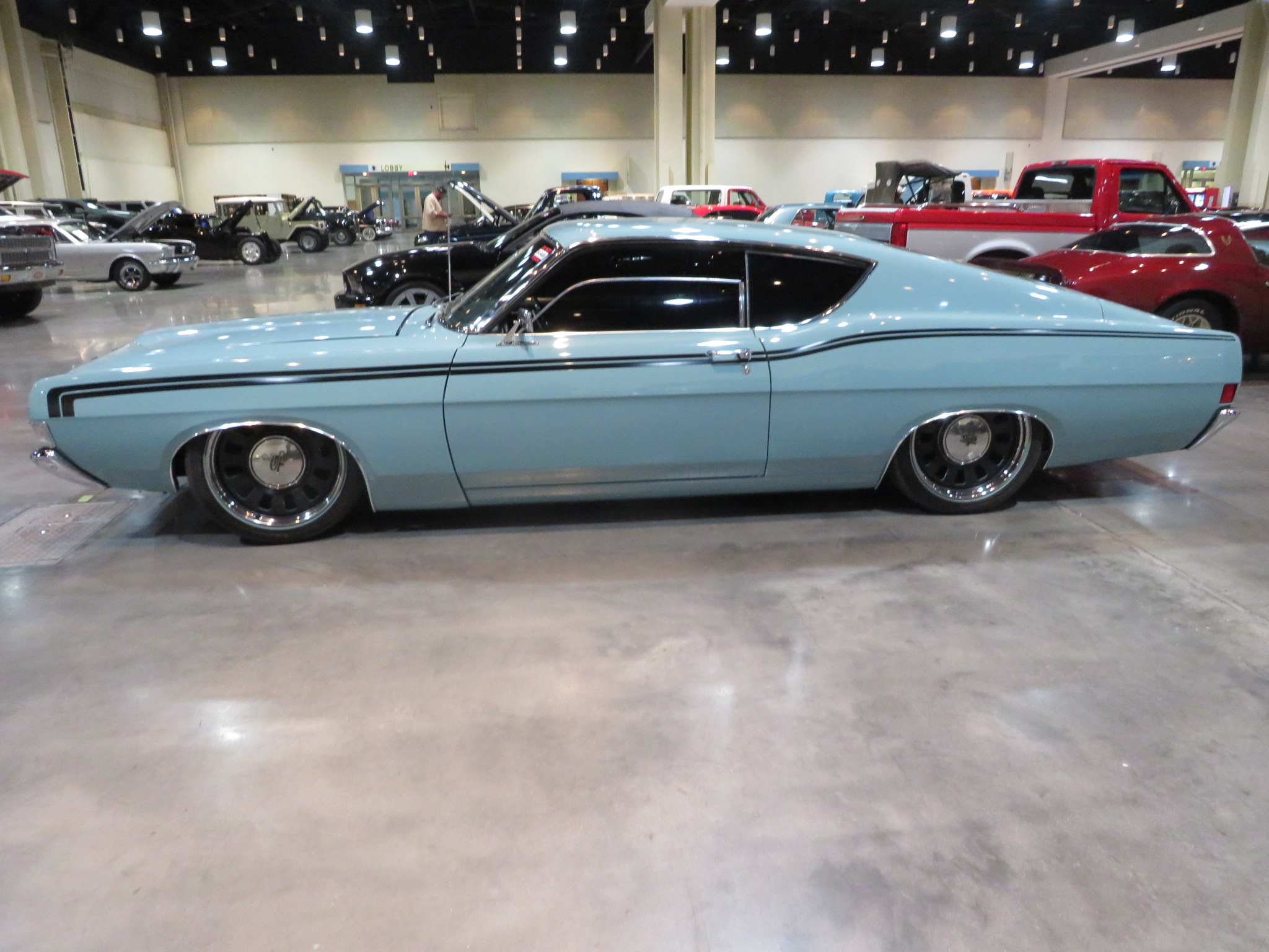 2nd Image of a 1968 FORD FAIRLANE 500 GT FAST BACK