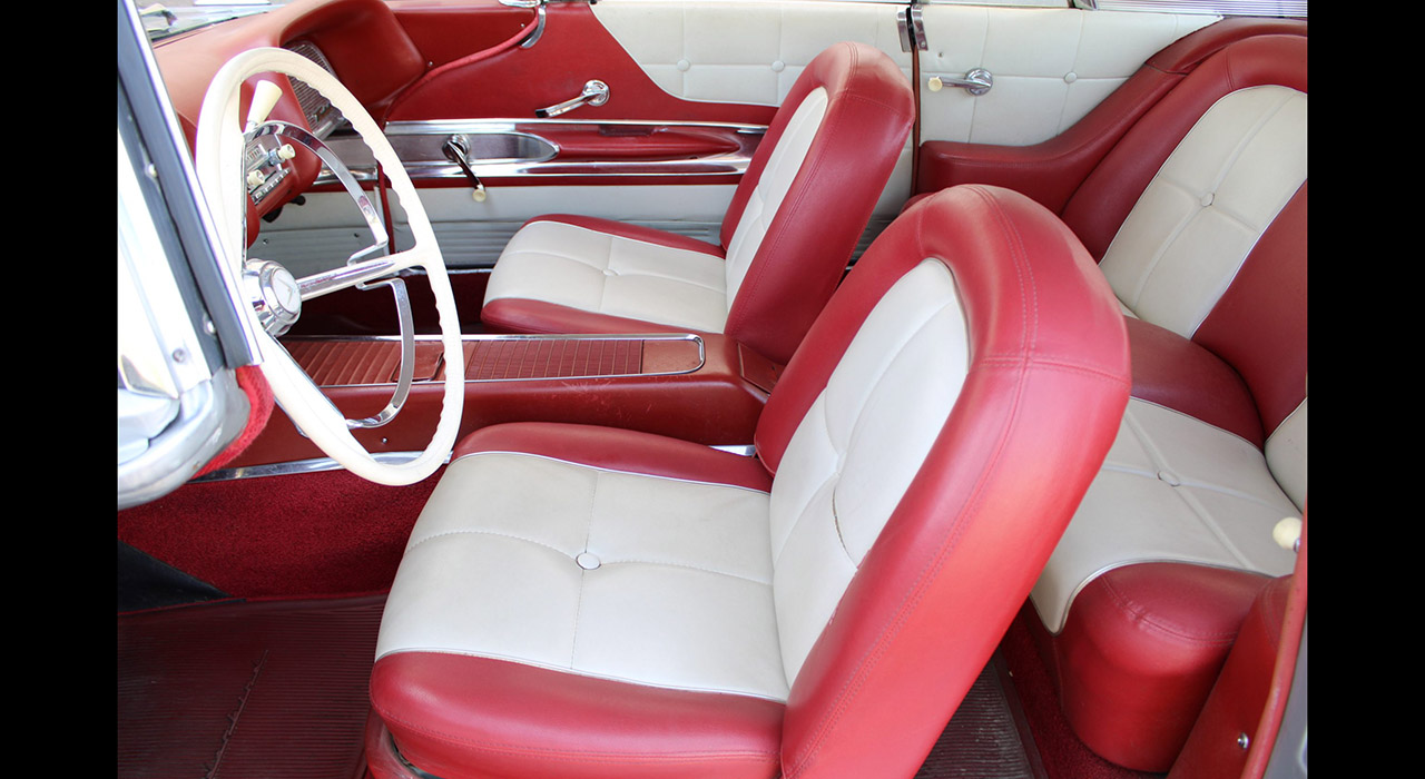 8th Image of a 1960 FORD THUNDERBIRD