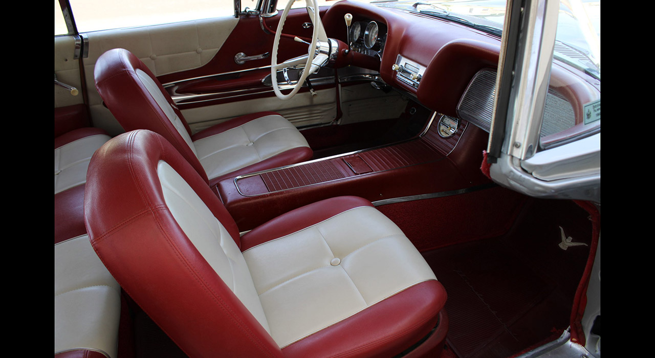 10th Image of a 1960 FORD THUNDERBIRD