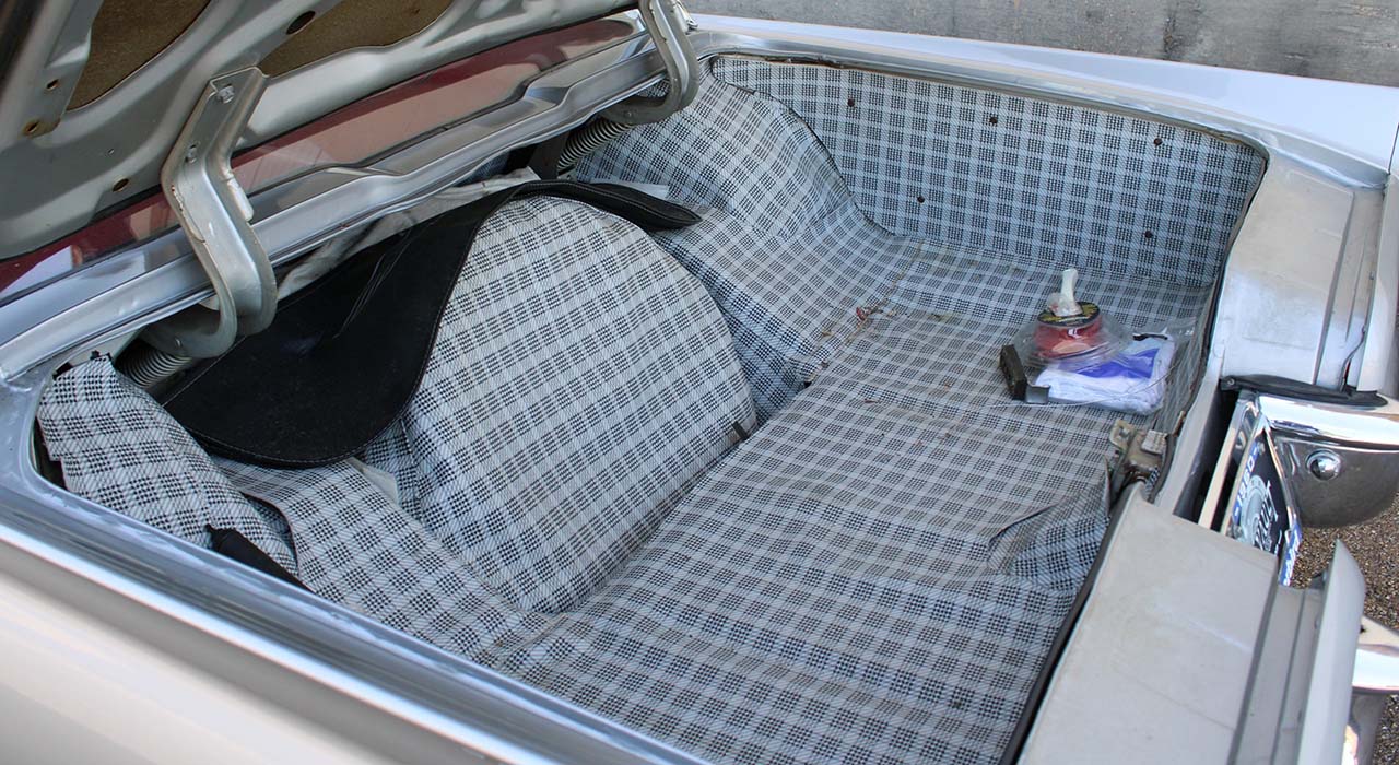 19th Image of a 1960 FORD THUNDERBIRD