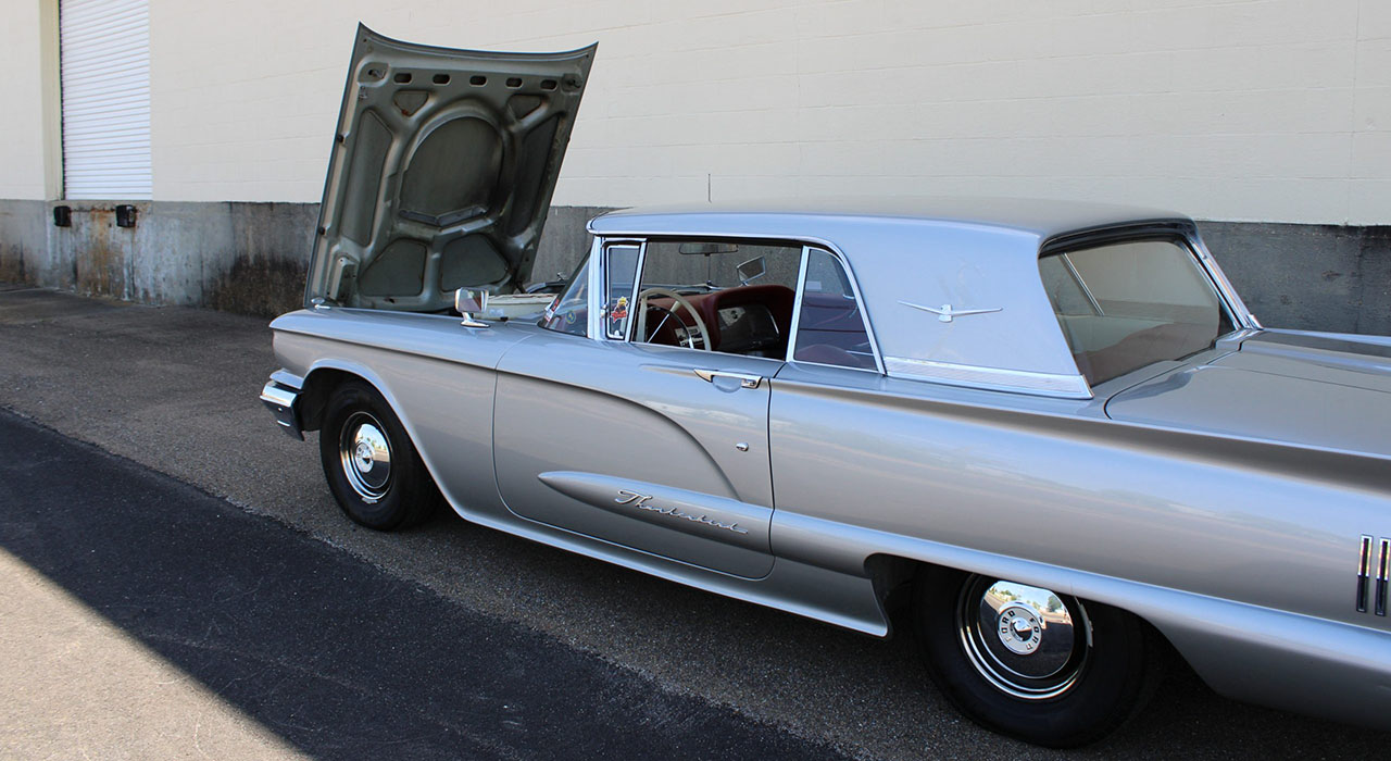 23rd Image of a 1960 FORD THUNDERBIRD