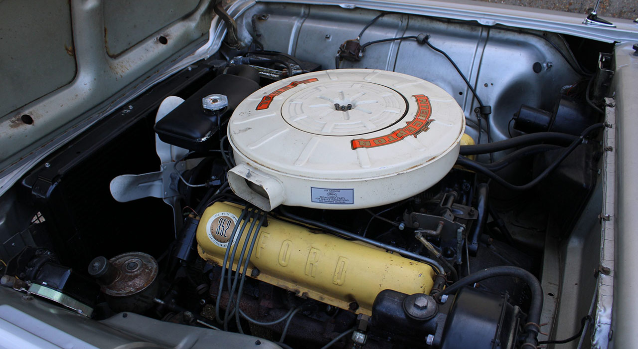 24th Image of a 1960 FORD THUNDERBIRD