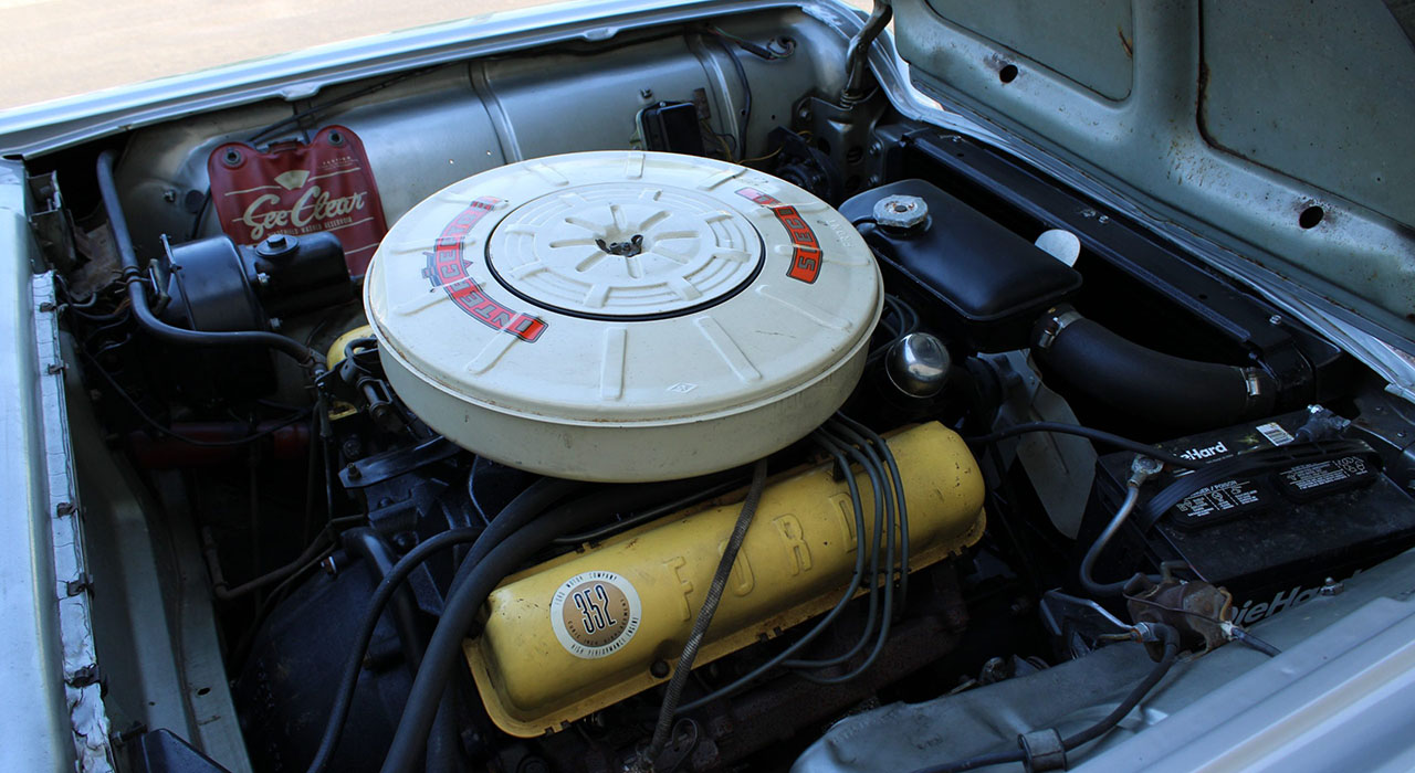 26th Image of a 1960 FORD THUNDERBIRD
