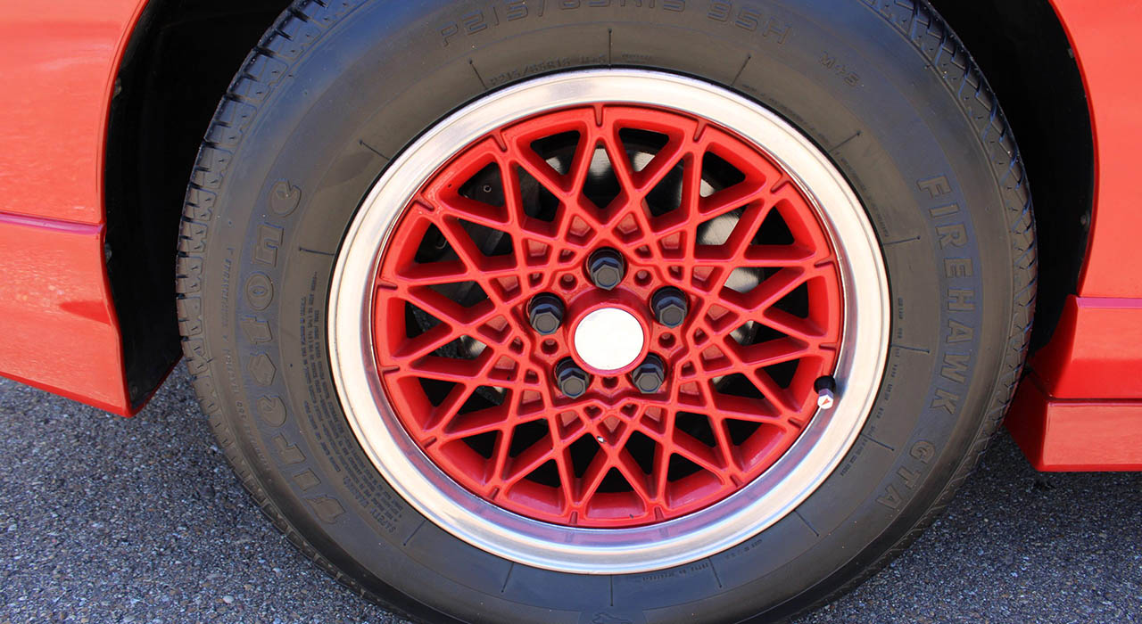 8th Image of a 1988 PONTIAC FIERO GT