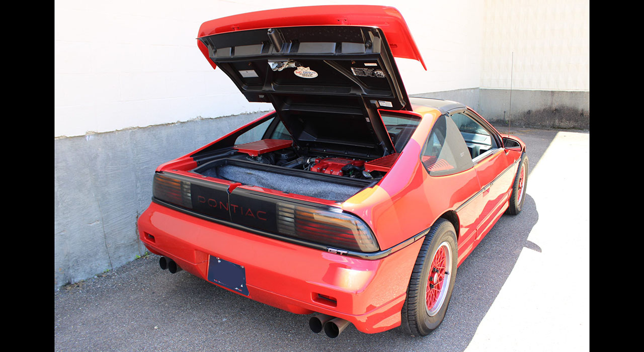 10th Image of a 1988 PONTIAC FIERO GT
