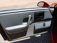 Image 12 of 32 of a 1988 PONTIAC FIERO GT