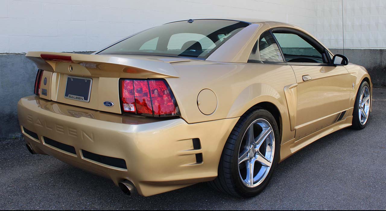 3rd Image of a 2000 FORD MUSTANG GT SALEEN