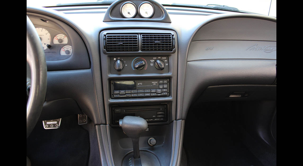 13th Image of a 2000 FORD MUSTANG GT SALEEN