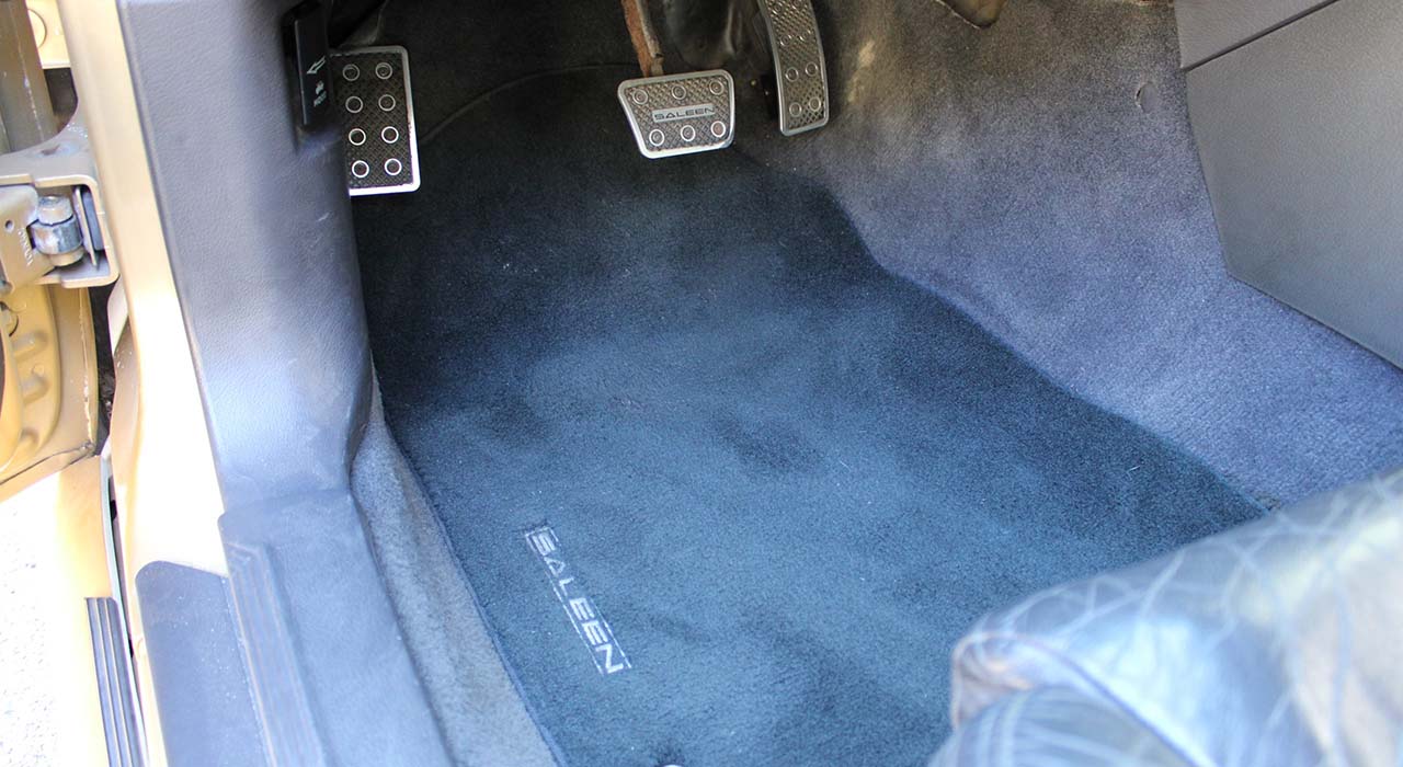 15th Image of a 2000 FORD MUSTANG GT SALEEN