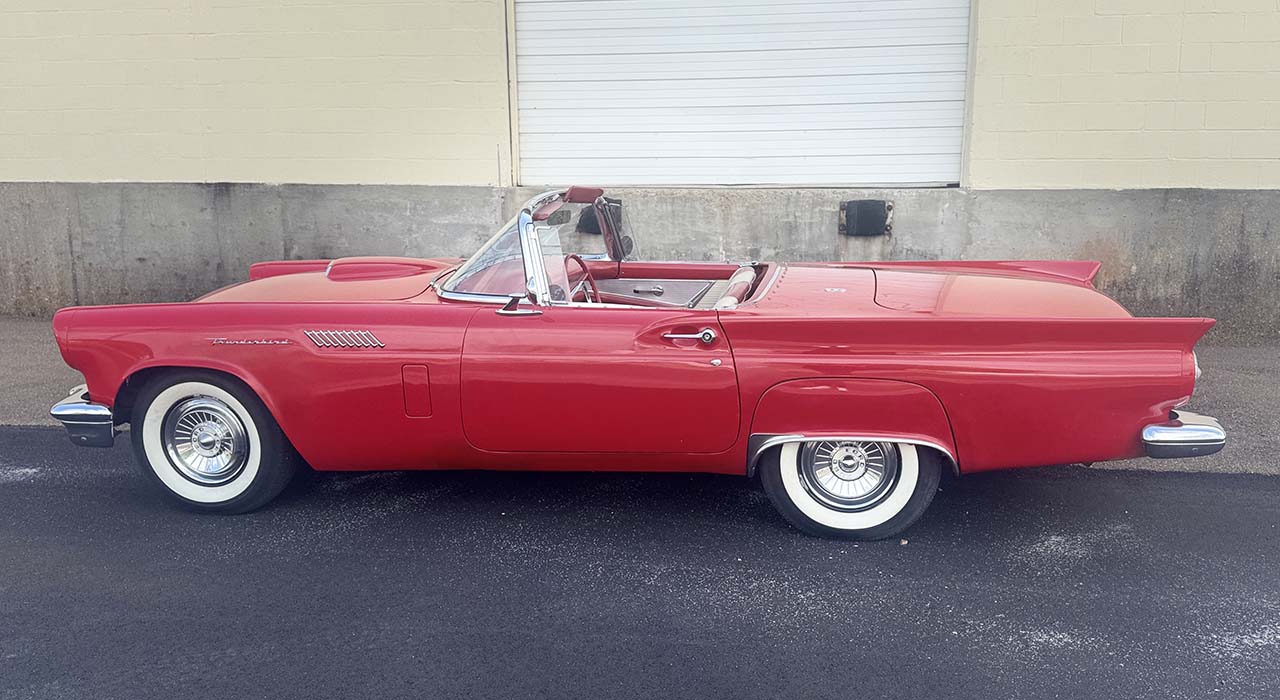 4th Image of a 1957 FORD THUNDERBIRD