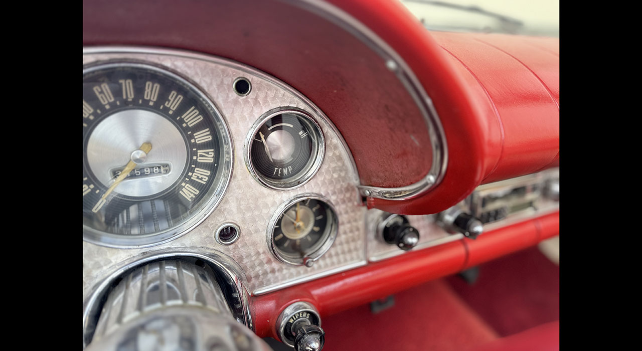 21st Image of a 1957 FORD THUNDERBIRD